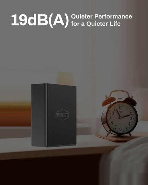 F8 SSD Plus 8-Bay NAS