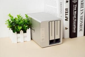 铁威马F2-221上手体验：家用NAS首选，告别高价限速网盘