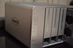 国民专业级NAS铁威马-F4-423，多种备份工具简单好用！