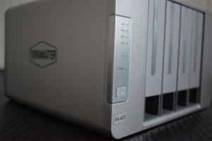 国民级NAS品牌，铁威马F4-423评测，观影爱好者的福音