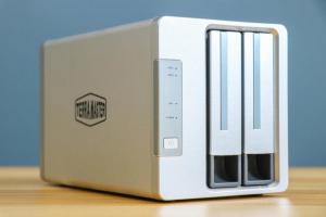 如何在预算有限的情况下组建高清影院，铁威马F2-221准没错