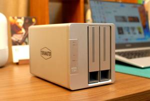 再入铁威马F2-221，为我的数据找个“家”