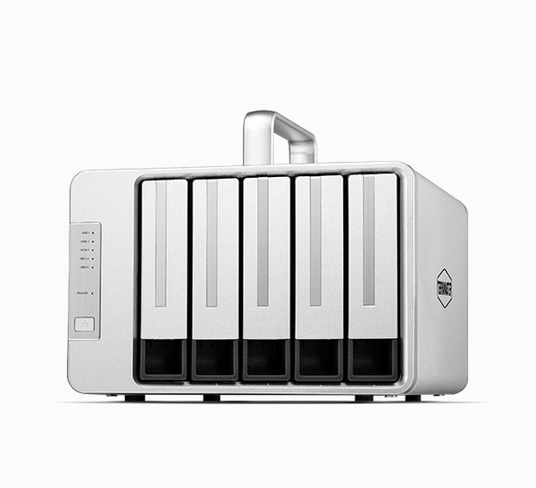 D5_Thunderbolt_3_grande.jpg?v=