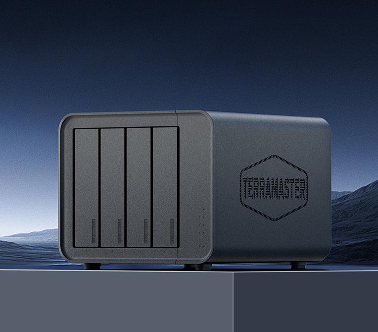 F8 SSD Plus 8Bay 10GbE Port NAS